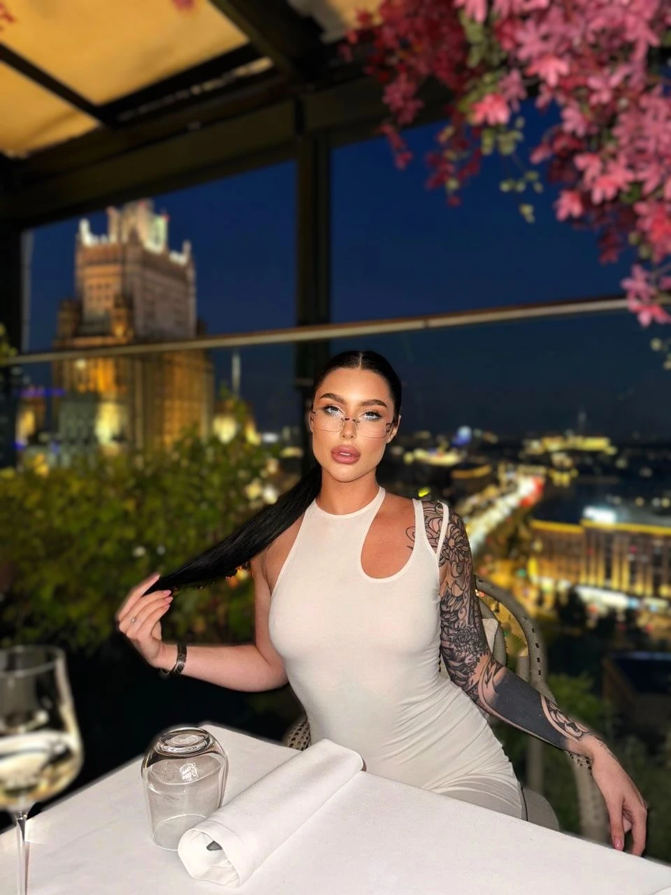 Aleks escort in Dubai