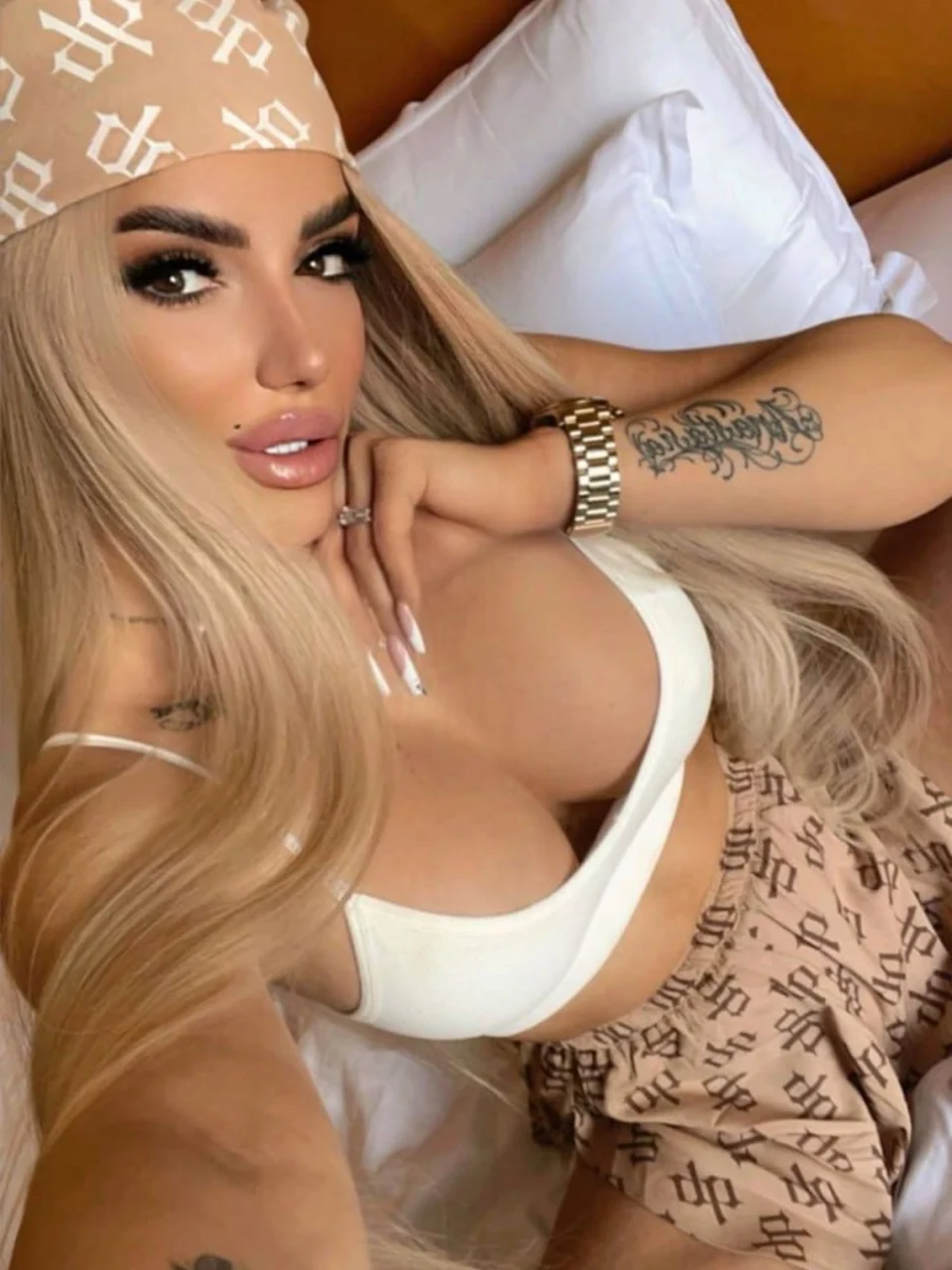 Nika escort in Dubai